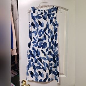 Elegant Blue Leaf Print Skirt
